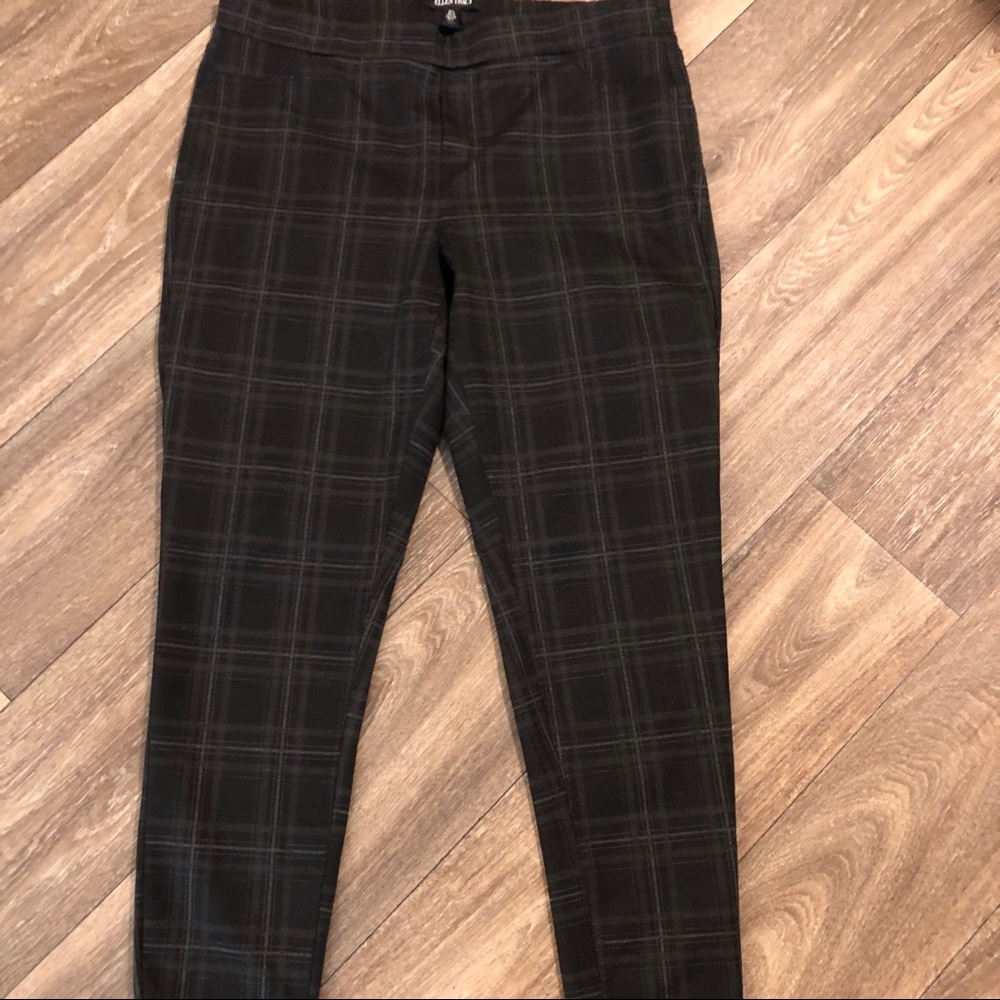 Ellen Tracy Plaid Leggings